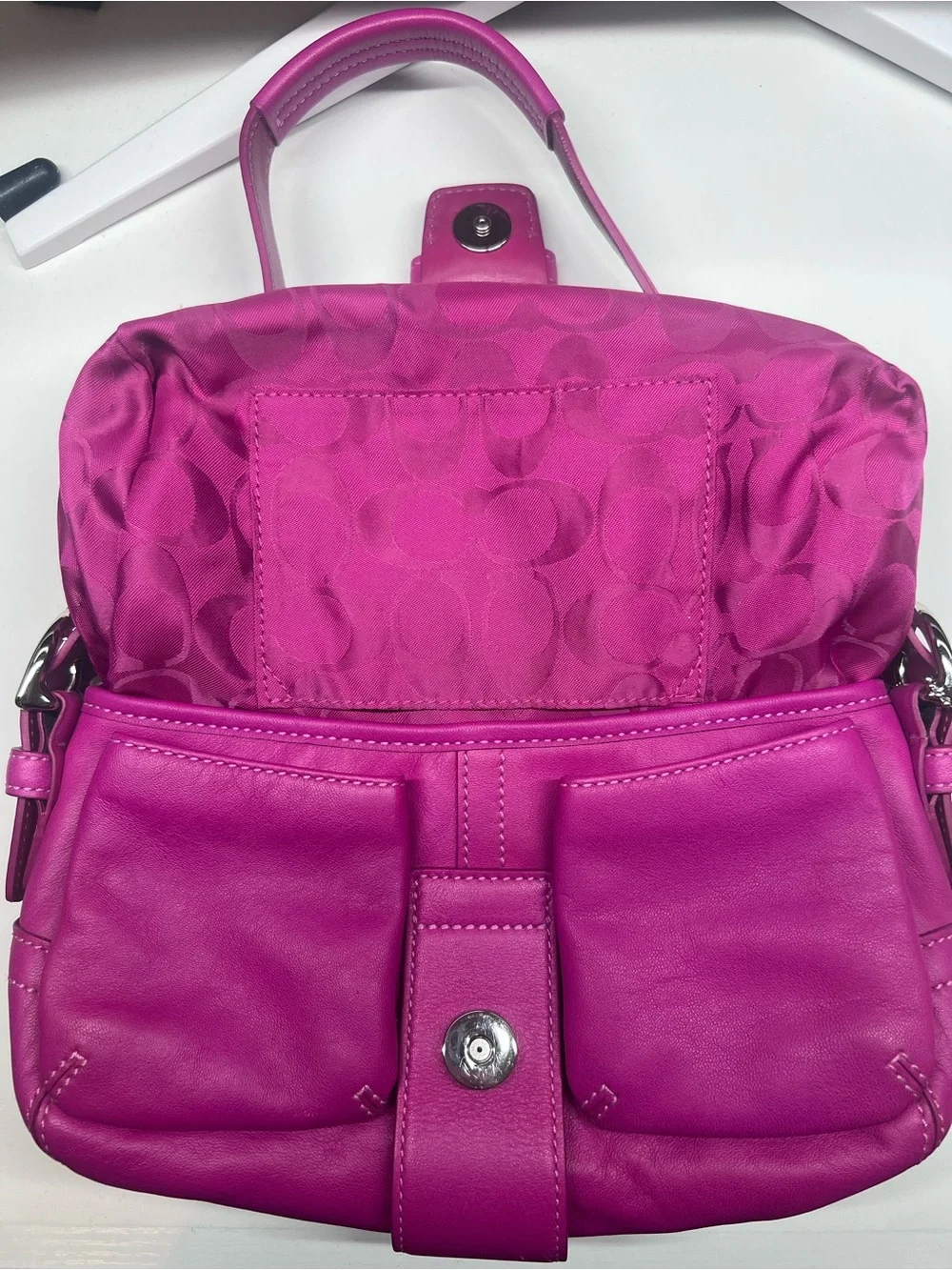 Coach Soho 2004 Hot Pink - Picture 11 of 11